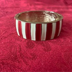 Red and cream striped bracelet